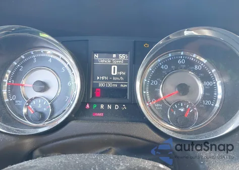 2015 Chrysler Town & Country Touring-L из США, поврежденный, VIN 2C4RC1CG8FR657608